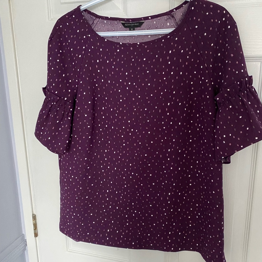Banana Republic Fluted Sleeve Top, size M
